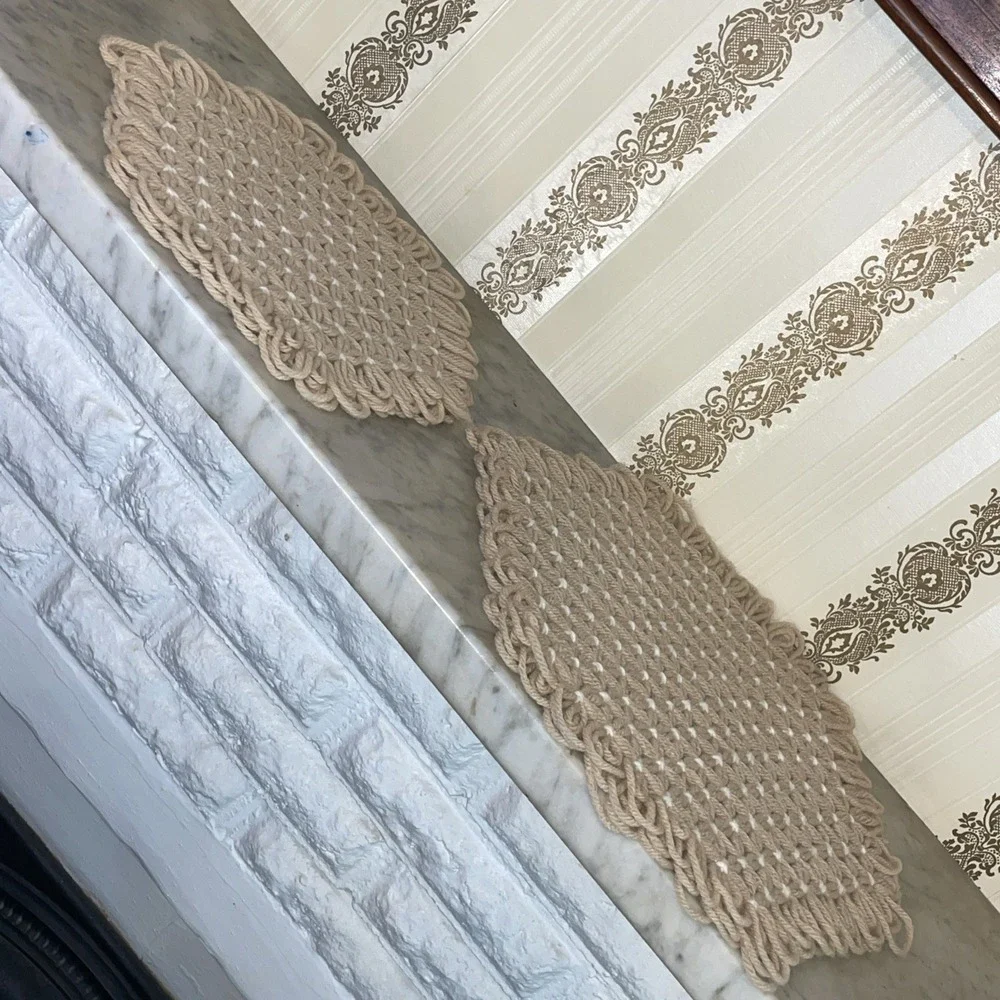 Vintage Lap Loom Beige and White Handmade Placemats | Jasmine Stitch Hexagon 13